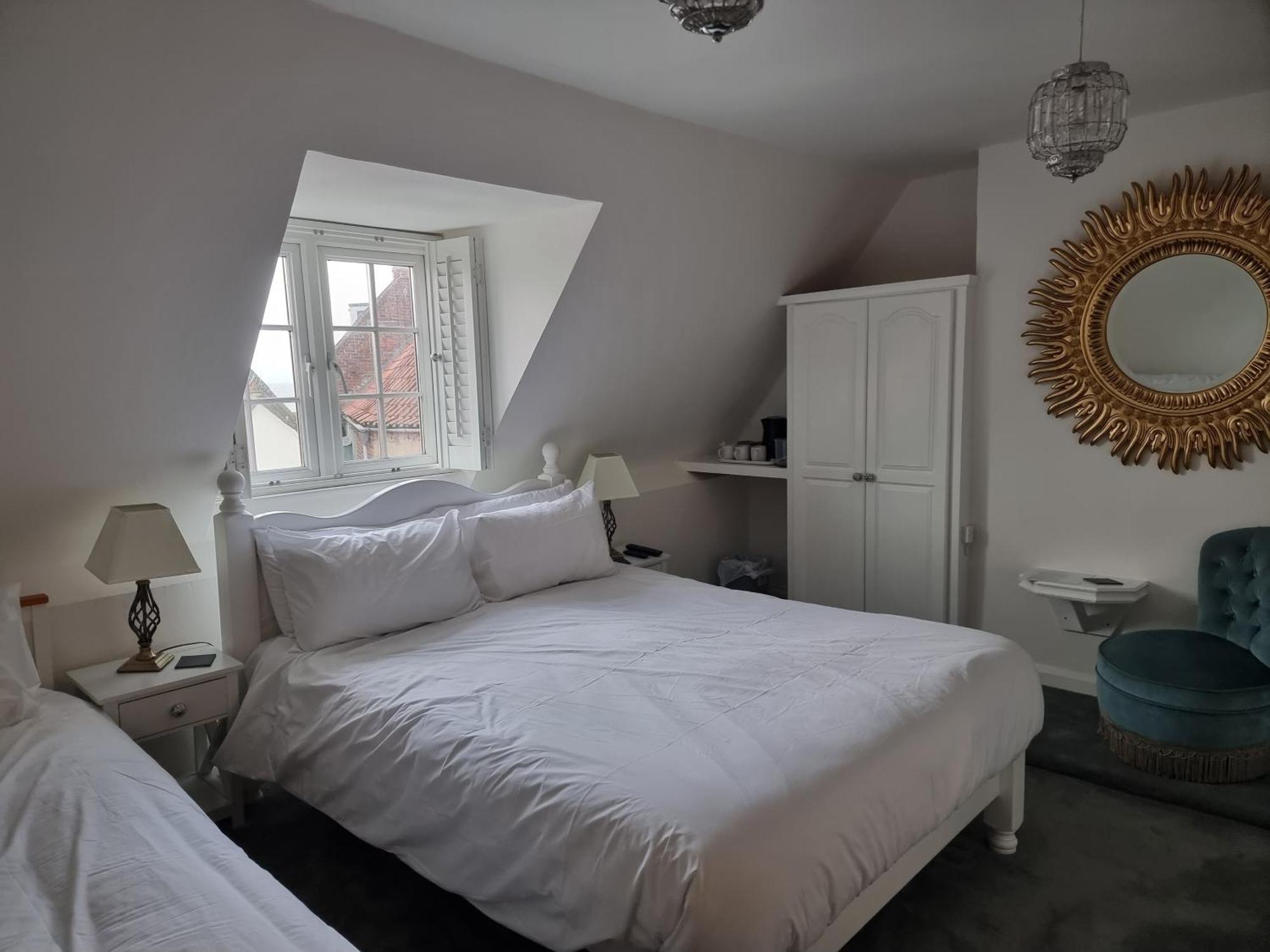 Poppy Guest house Whitby