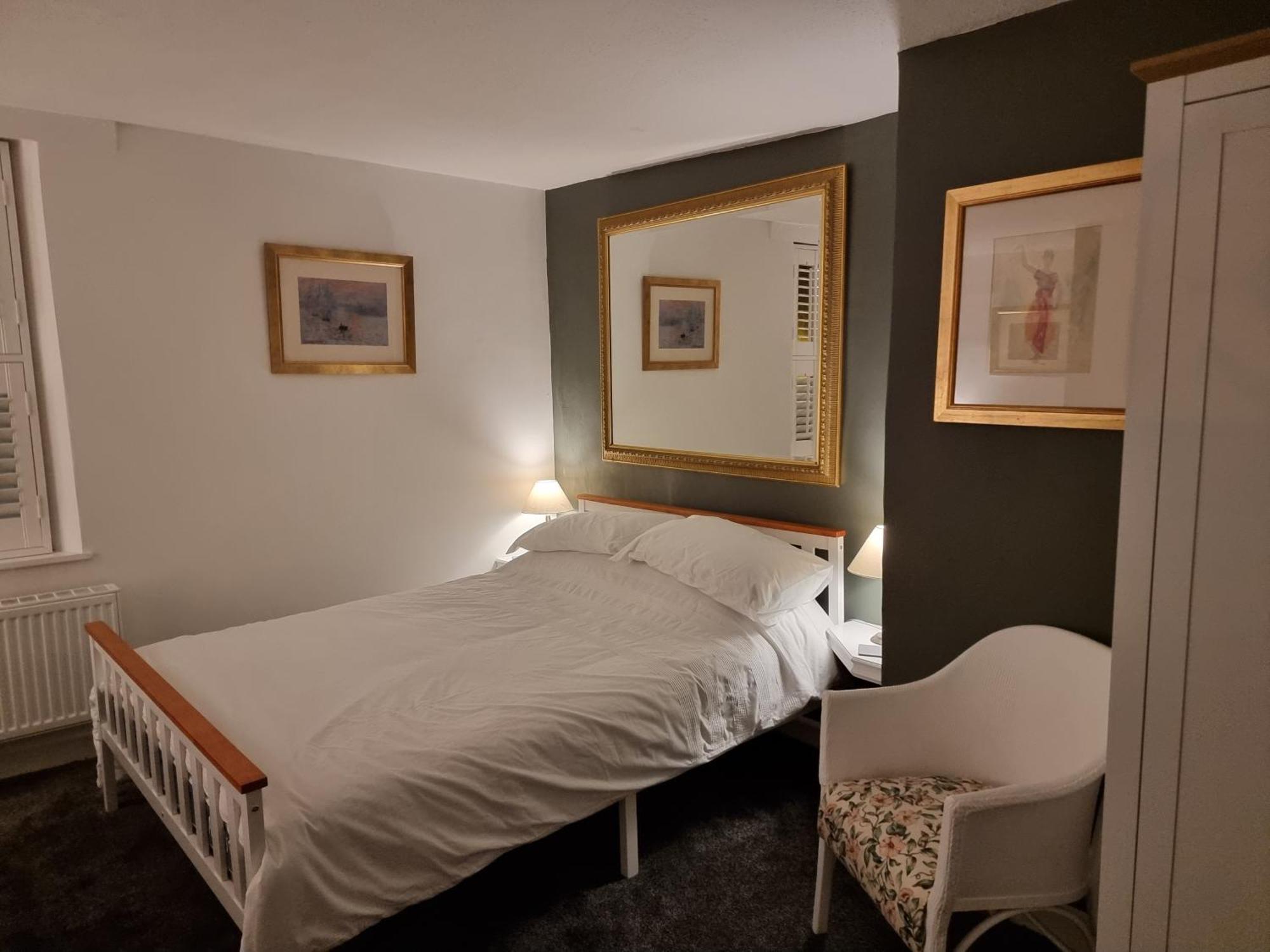 Poppy Guest house
